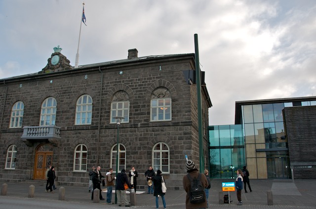 Cutlery protest outside the Icelandic parliament Alþingi during the 2009 financial crisis
