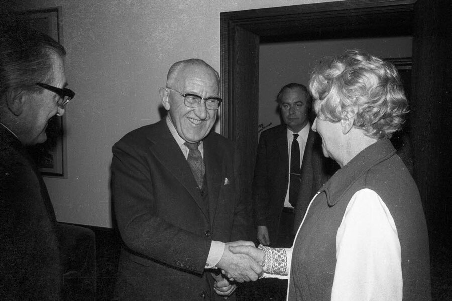 Halldór Laxness greeted by the mayor of Kiel during a 1954 visit
