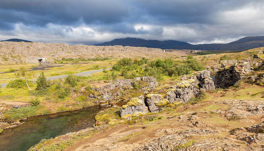 Flosagjá canyon at Þingvellir