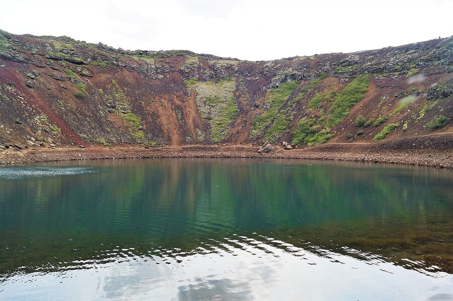 Kerid crater lake from the shoreline