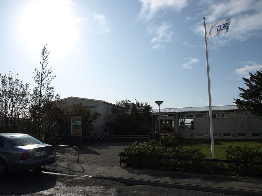 Vesturbaejarlaug pool in Reykjavik with snow on the deck