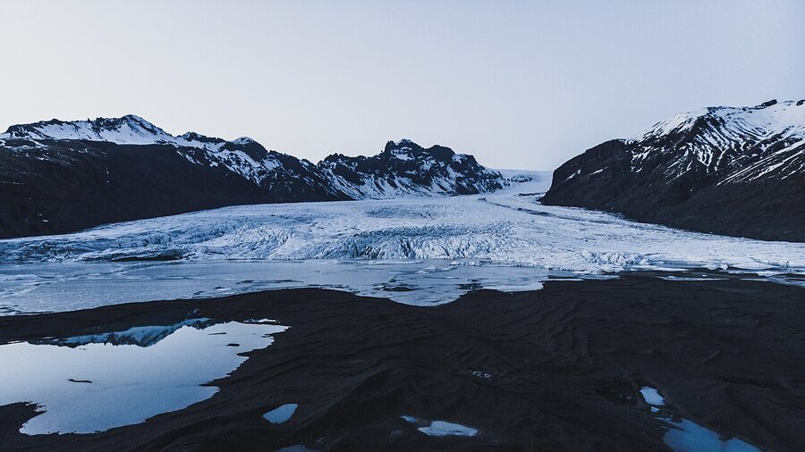 Svínafellsjökull glacier at sunset in Iceland