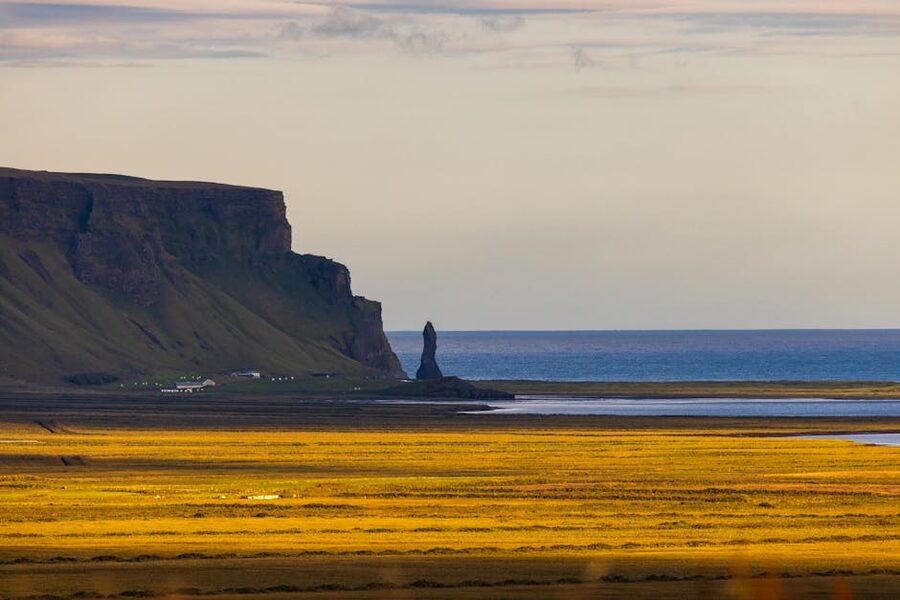 Midnight sun glow over the Icelandic coast