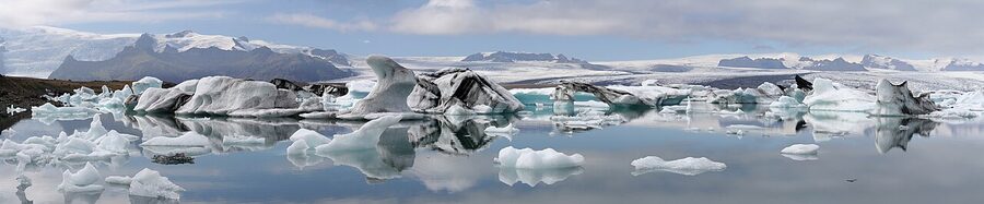 Panoramic view of Jokulsarlon glacier lagoon, Iceland