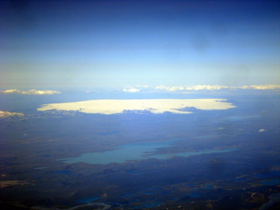 Hofsjokull glacier from Nyidalur Iceland highlands