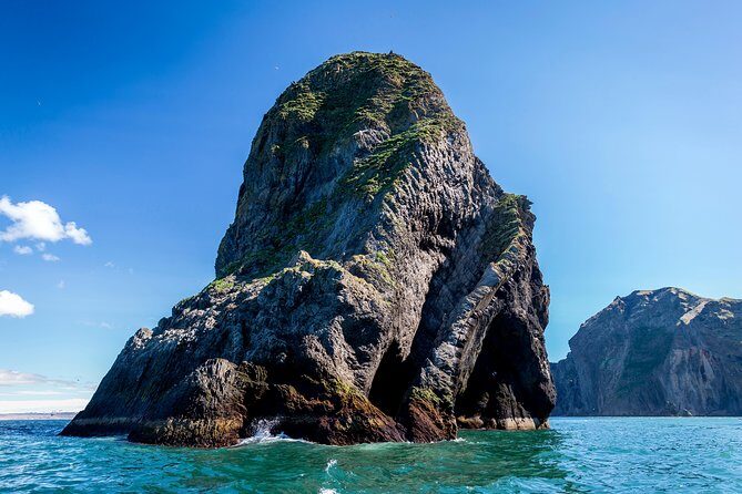 1-Hour Small Group Sightseeing Boat Tour in Vestmannaeyjar - Dress Code: Warm Protective Clothing Is Included (Big Value)