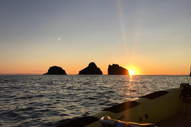 2 hour Round Trip in Vestmannaeyjar on a RIB Boat - The sea caves and elephant rock views you’ll actually notice