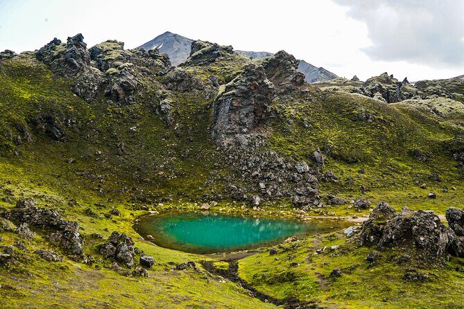 3-Day Icelandic Highlands, Háifoss & Grænihryggur Hiking Tour - Mountain hut life: what’s included, what’s not, and how to sleep better