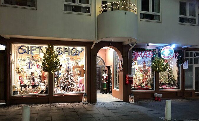 3-Hour Shared Christmas Food Tour with Guide in Reykjavik - The Guide Factor: When Storytelling Turns Tasting Into Connection