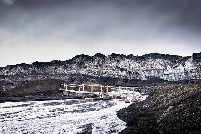 3 Hours Katla Ice Cave Tour/Meet in Vík - Where Katla Ice Caves Come From (And Why They Look Different Each Time)