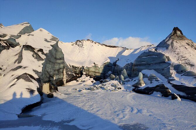 3 Hours Katla Ice Cave Tour/Meet in Vík - Guides Who Make (or Break) the Tour