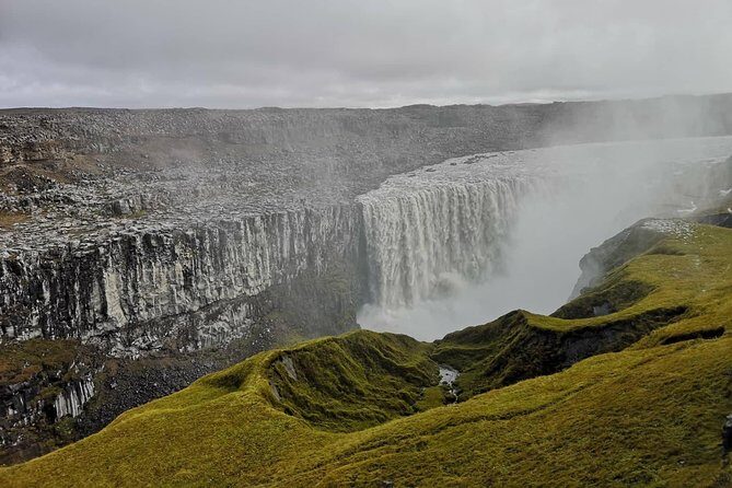 4, 5, 6 or 7-Day Small-Group Ring Road Tour from Reykjavik - How pickup and the minibus make or break the experience