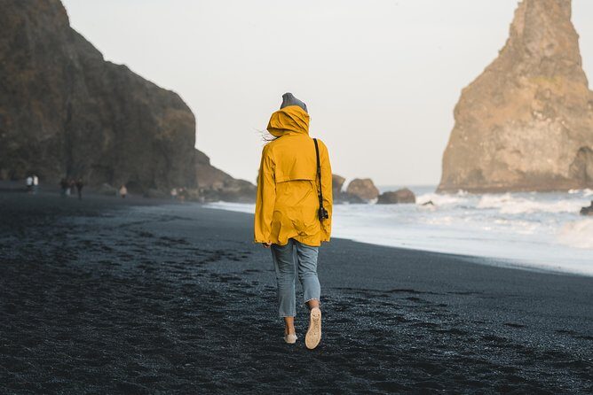 4 Day Blue Ice Cave, South Coast, Golden Circle, Snæfellsnes & Northern Lights - What to Pack for Glacier Caves and Black Sand Wind
