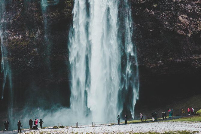 6-Day Minibus Tour Around Iceland from Reykjavik - Day 4: East Fjords drive, Lagarfljót lake time, and optional horseback