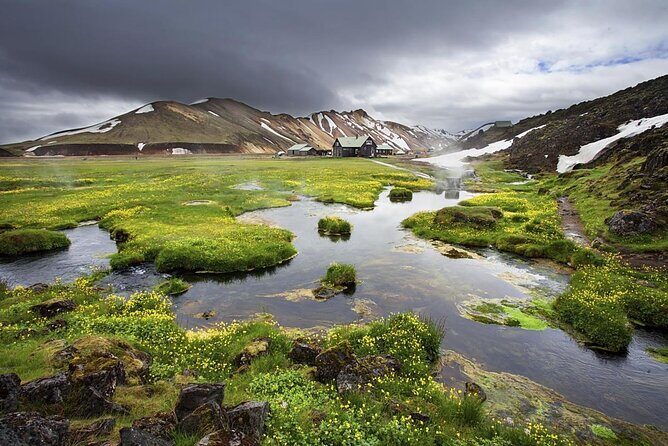 Adventure in Landmannalaugar and Hot Springs - Reykjavík & Hella - Entering Landmannalaugar via the Brennisteinsalda hike