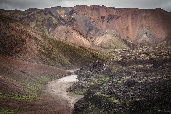 Adventure in Landmannalaugar and Hot Springs - Reykjavík & Hella - How the Landmannalaugar Bathing Place feels (and what to expect)
