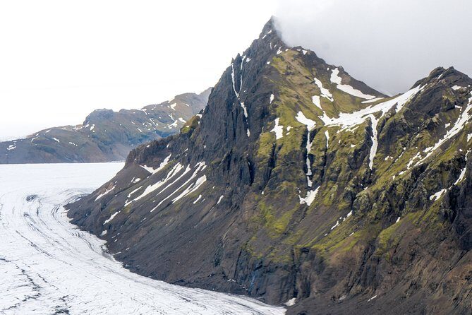 Airplane Flight over Vatnajökull Volcanic Eruption Sites - Who This Tour Fits Best (and Who Might Hesitate)