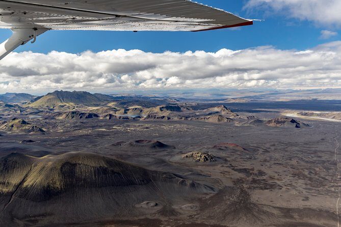 Airplane Sightseeing flight over Laki craters and highland - Practical tips to get the best out of your flight