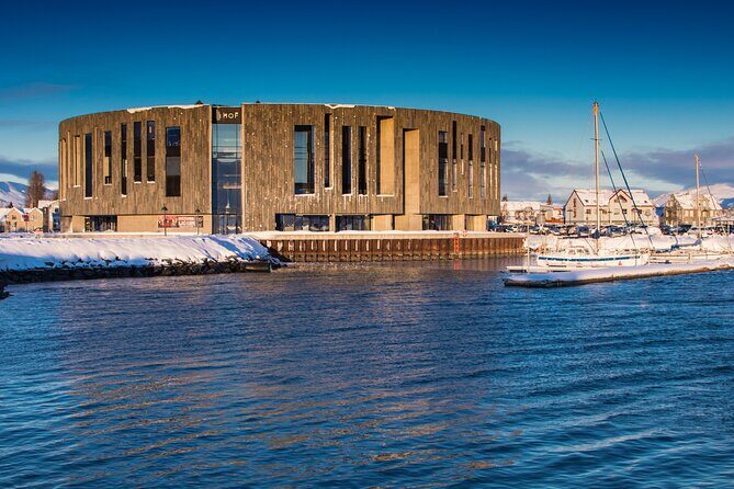 Akureyri - Private Airport Transfer - A Private Car From Akureyri Airport to Your Door