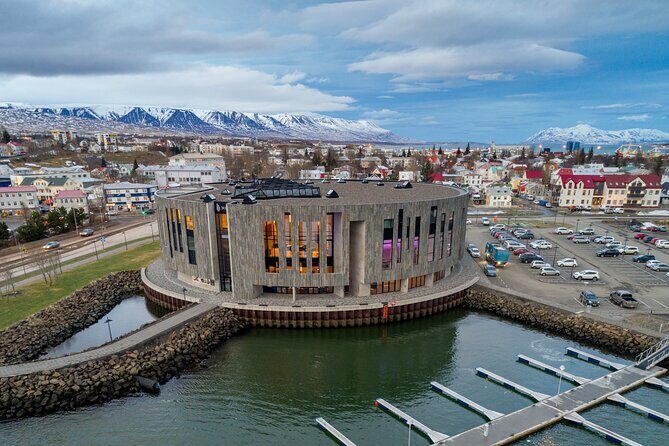 Akureyri - Private Airport Transfer - Optional Akureyri Sightseeing Stop: Worth It for One Extra Hour