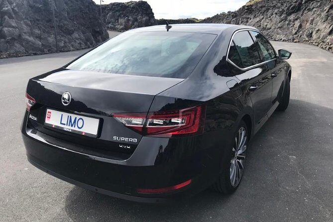 Arrival in Iceland - Private airport transfer from KEF Airport - KEF to Reykjavik without the taxi hassle