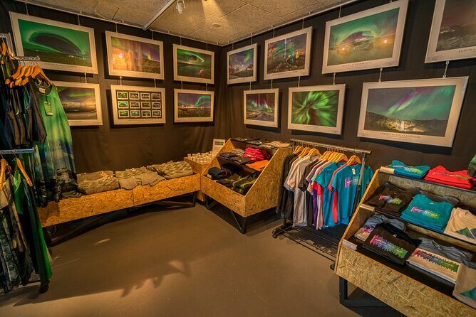 Aurora Reykjavík, The Northern Lights Center Museum Visit - QR Audioguides: A Small Detail That Changes the Experience