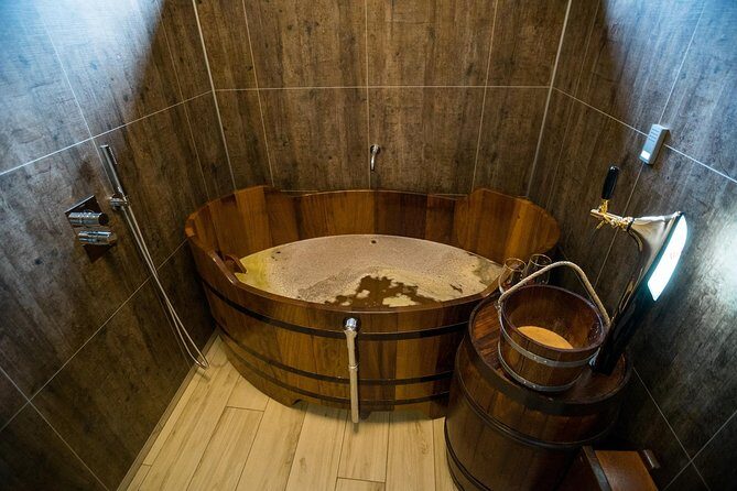 Beer Spa Experience - The Tub Setup: Kambala Wood, 7 Baths, and Timing