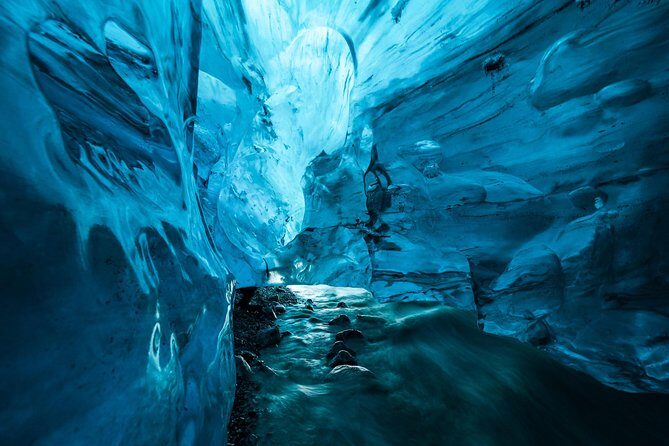 Blue Ice Cave Adventure - Winter timing: plan for longer drives