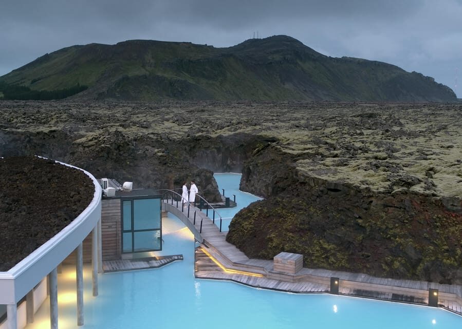 Blue Lagoon: Retreat Spa Experience & Private Changing Suite - Getting into the public Blue Lagoon from your private entrance