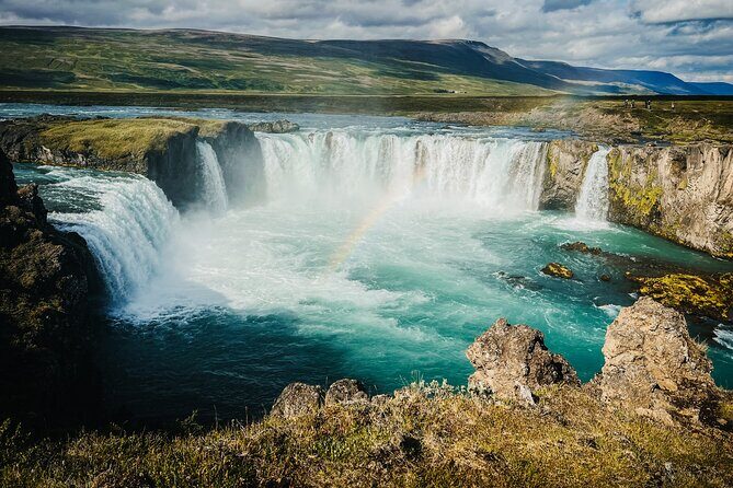 Cruise Tour Godafoss and Myvatn Lake and Baths Small Group - Namafjall Hverir: smoking fumaroles and boiling mud pots