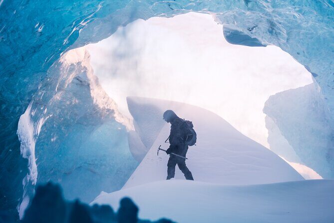 Crystal Ice Cave & Super Jeep Tour from Jökulsárlón - Photos: How to Get the Shots Without Missing the Point