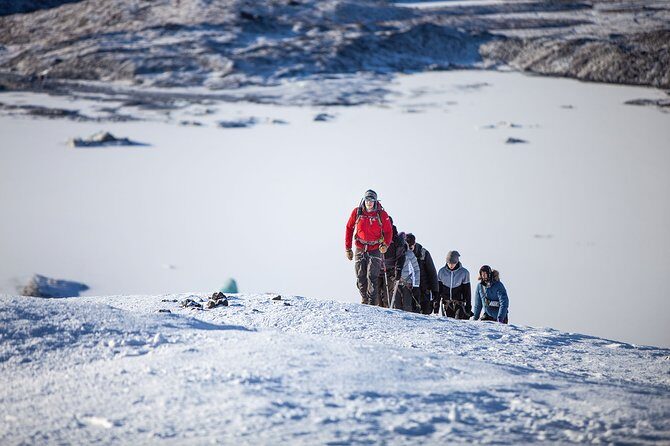 Crystal Treasures of Vatnajökull: Ice Cave Adventure - How Guides Manage Crowds and Photos at the Ice Cave