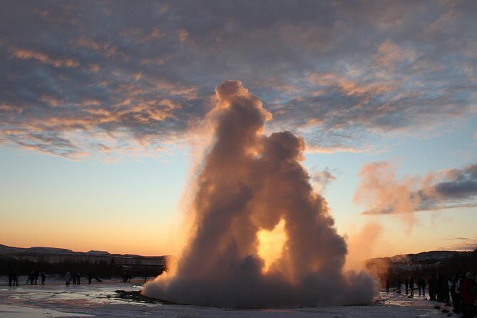 Day Trip to the Golden Circle and Hot spring Geyser by 4WD Jeep from Reykjavik - Price and Value: Is $360 Worth It?