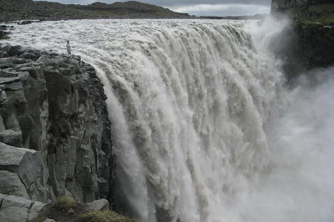 Diamond Circle, Waterfalls and Amazing Landscapes from Akureyri - Húsavík Break: A Geothermal Fishing Village Stop