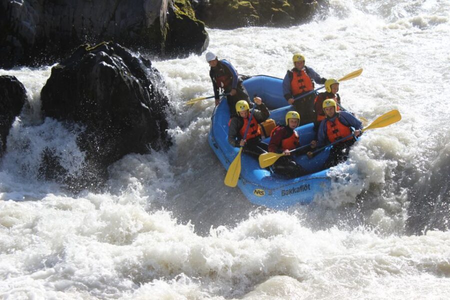 East Glacial River Extreme Rafting - 16 km of Glacial Rapids: From Alarm Clock to the Green Room