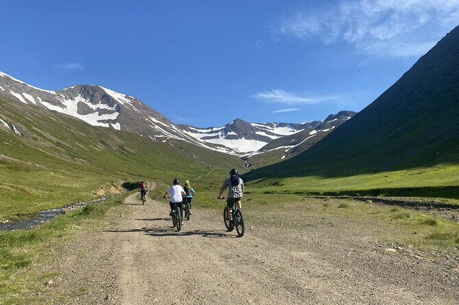 Electric Mountain biking tour in North Iceland - Electric mountain biking near Siglufjörður: the real vibe