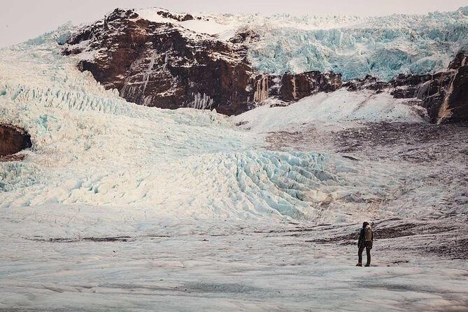 Exclusive Ice Cave and Glacier Hike – Extra Small Group