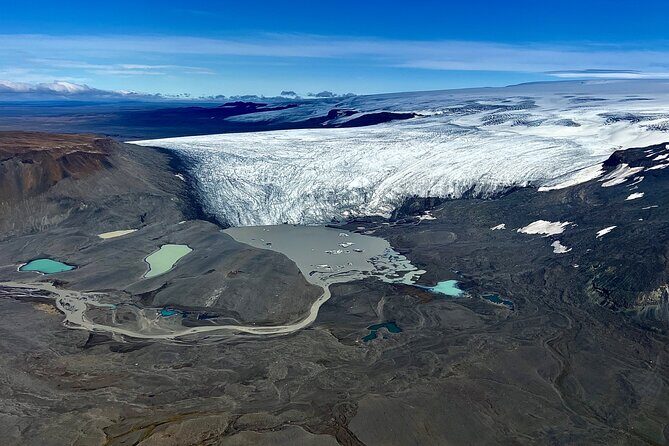 Fire and Ice Helicopter Tour: Glacier and Hengill Geothermal Area - Þórisjökull glacier landing: snowballs, photos, and real walking time