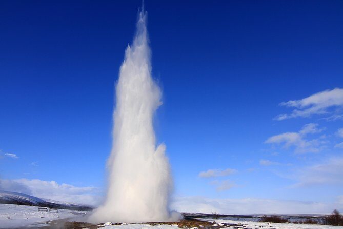 Fontana Geothermal Spa and Golden Circle Tour From Reykjavik - Stop 1 at Þingvellir: where Iceland’s first parliament took shape