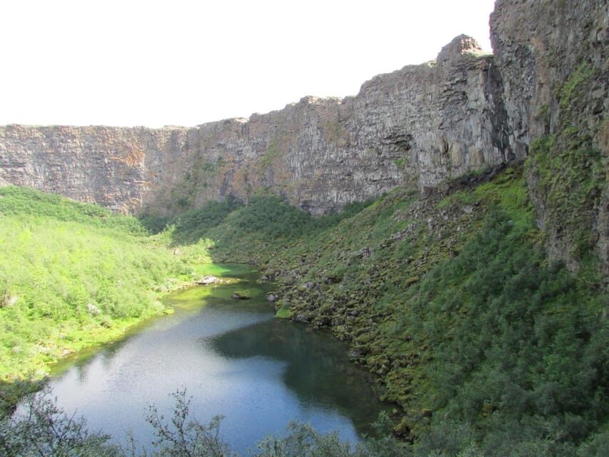 From Akureyri: Diamond Circle Tour with Waterfalls - Grjótagjá and Hverir: where the earth’s cracks take center stage