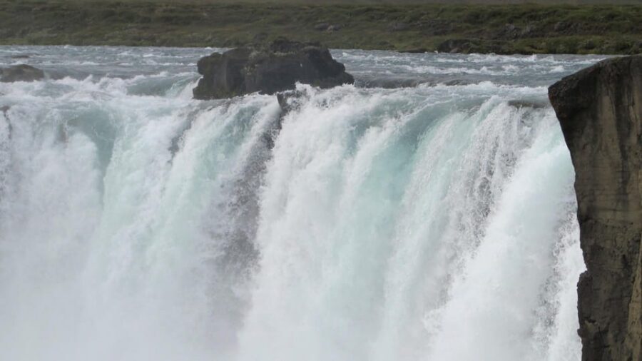 From Akureyri: Diamond Circle Tour with Waterfalls