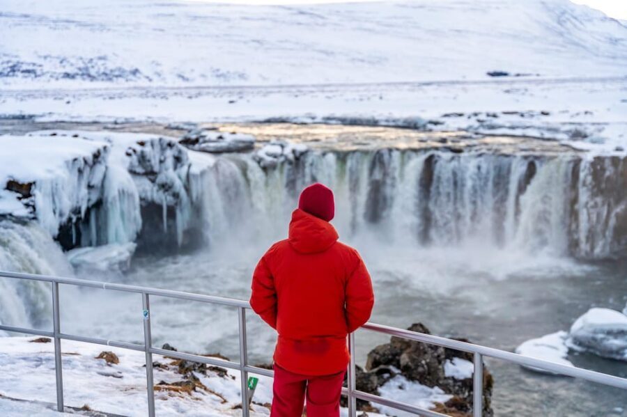 From Akureyri: Goðafoss Waterfall Winter Tour - Goðafoss Waterfall: what 80 minutes feels like in winter
