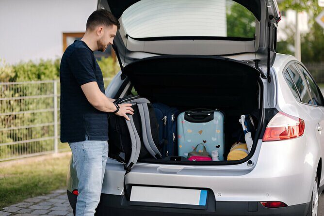 From KEF Airport: Private Transfer to Reykjavik in Iceland - Who This Transfer Fits Best