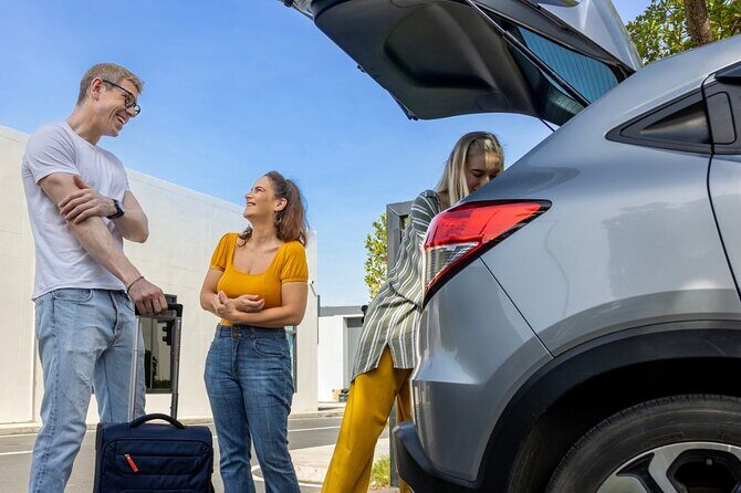 From KEF Airport: Private Transfer to Reykjavik in Iceland