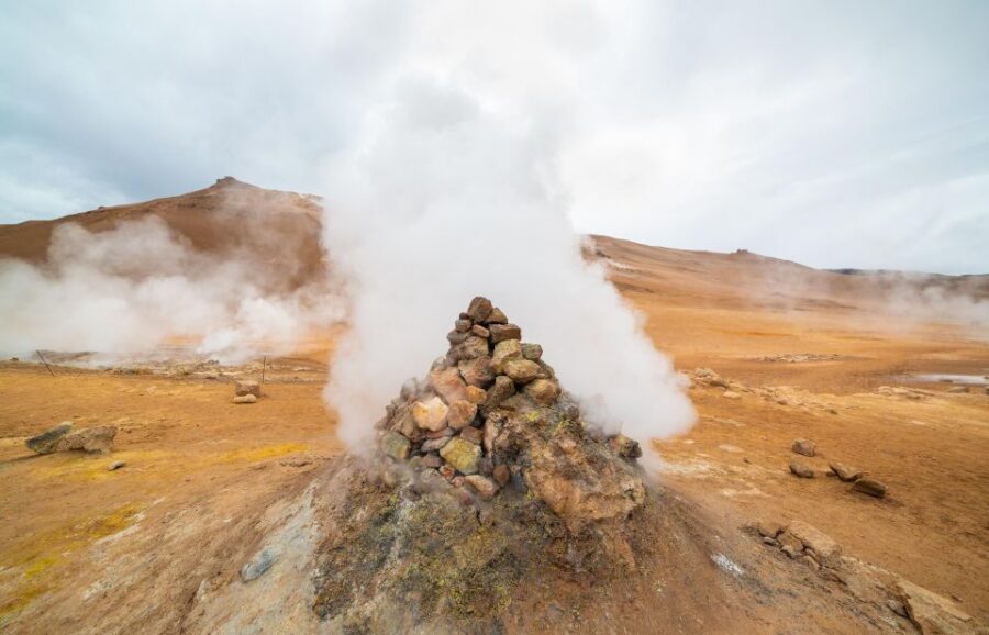 From Reykjavik: 6-Day Icelandic Ring Road Tour - East Fjords Day: Djúpivogur, the Wilderness Center, and a Stone Bathhouse