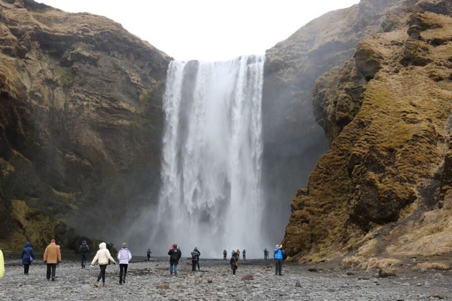 From Reykjavik: 6-Day Small Group Tour of Iceland - Skaftafell Ice Country: Glacier Hike, Ice Caves, Jökulsárlón, and Northern Lights Search