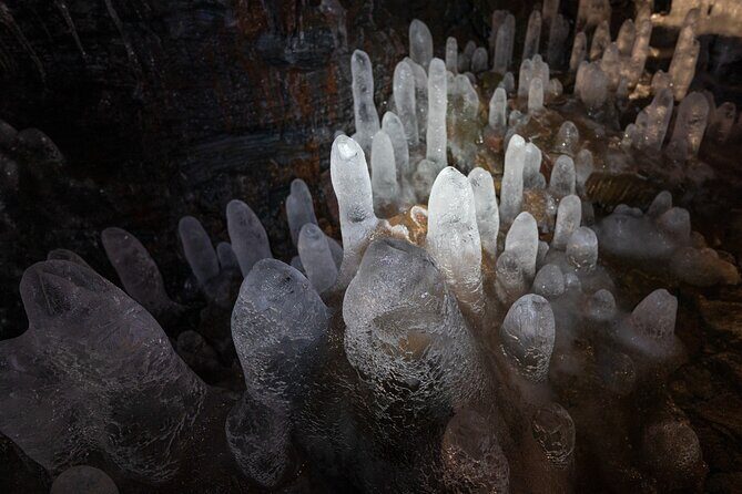 From Reykjavík: Evening Lava Tunnel Tour and Northern Lights Tour - Key Points at a Glance