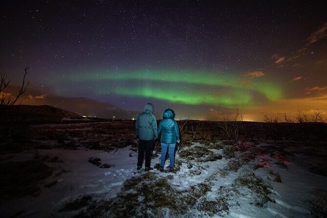 From Reykjavík: Evening Lava Tunnel Tour and Northern Lights Tour - Aurora Photo Help: What You Can Do to Improve Your Odds