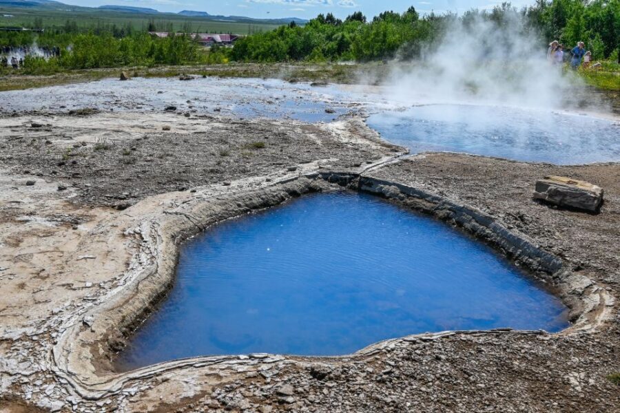 From Reykjavík: Full-day Golden Circle & Horse Riding Tour - Thingvellir National Park: tectonic plates and a guided explanation