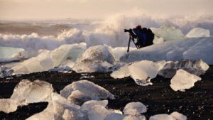 From Reykjavik: Glacier Lagoon and Fjaðrárgjúfur Canyon Tour - From Reykjavik Pickups to the 19-Seat Minibus Ride